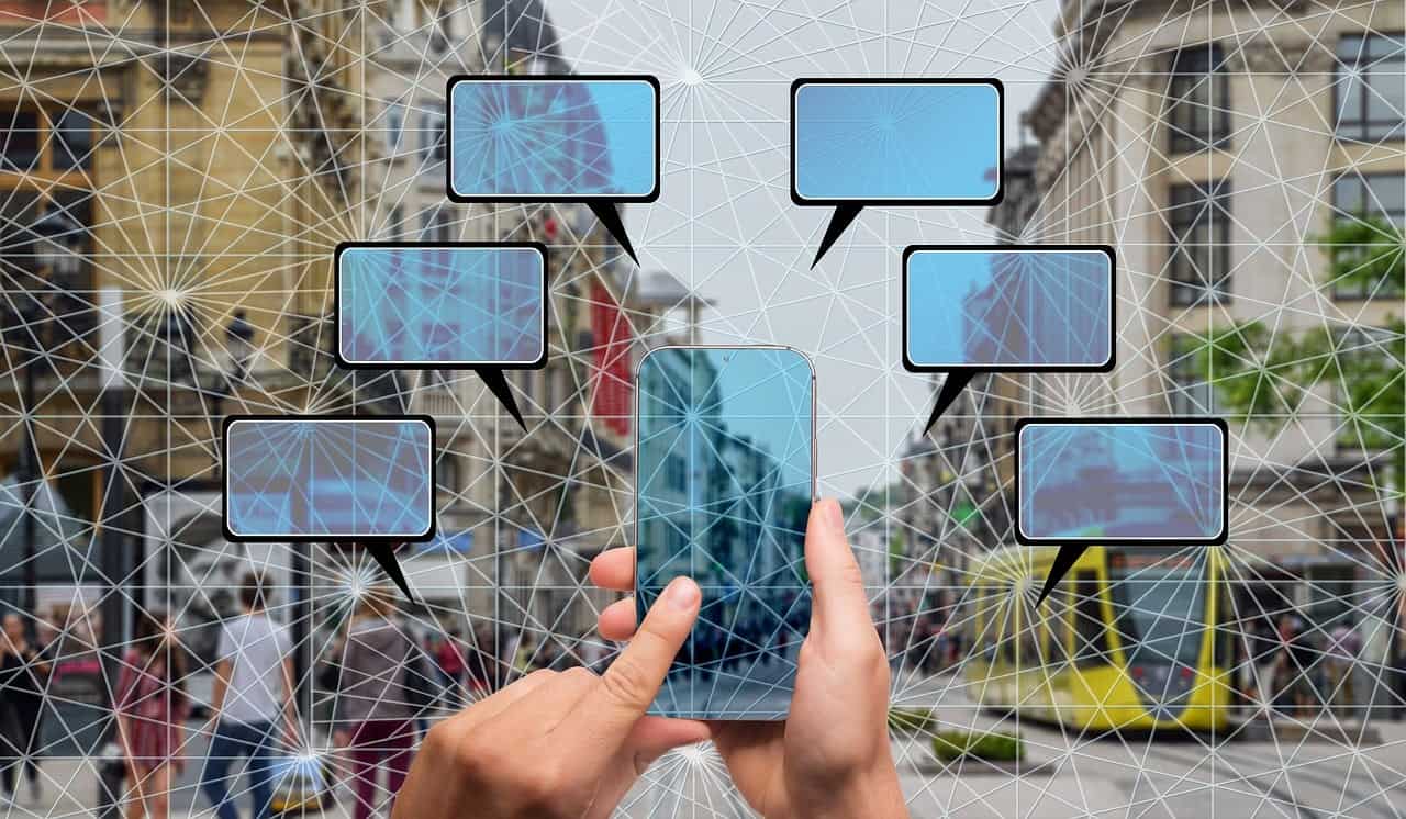 Real-time live chat monitoring solutions for improved customer engagement.